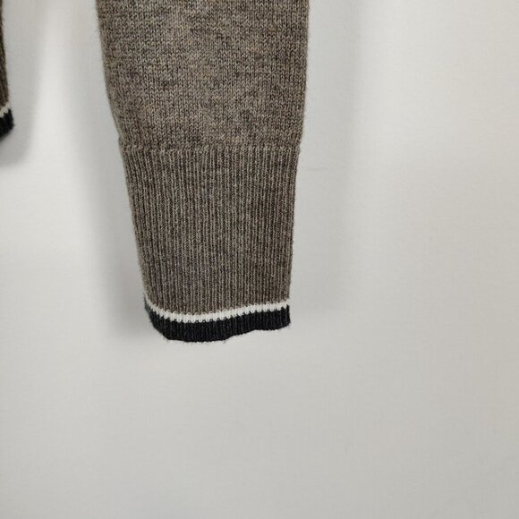 Gap Men's Button Down V-neck Cardigan Sweater Size Large 100% Cotton Academia - Picture 3 of 9